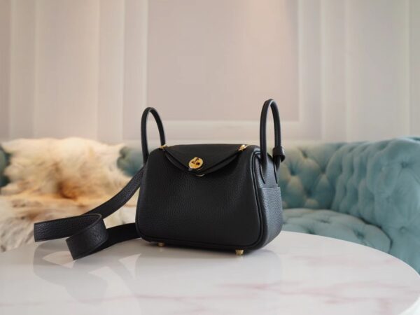 570be54c6ba507e Full Handmade Hermes Mini Lindy 19CM CK89 Nior Clemence Gold Hardware