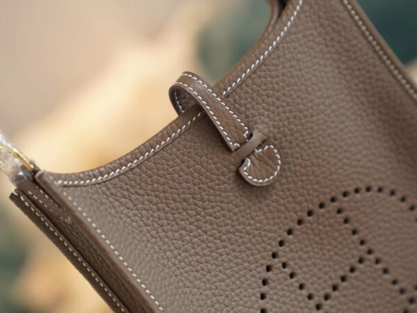 57f6931ed94ab29 Full Handmade Hermes Evelyne Mini CK18 Etoupe Clemence Leather Gold Hardware