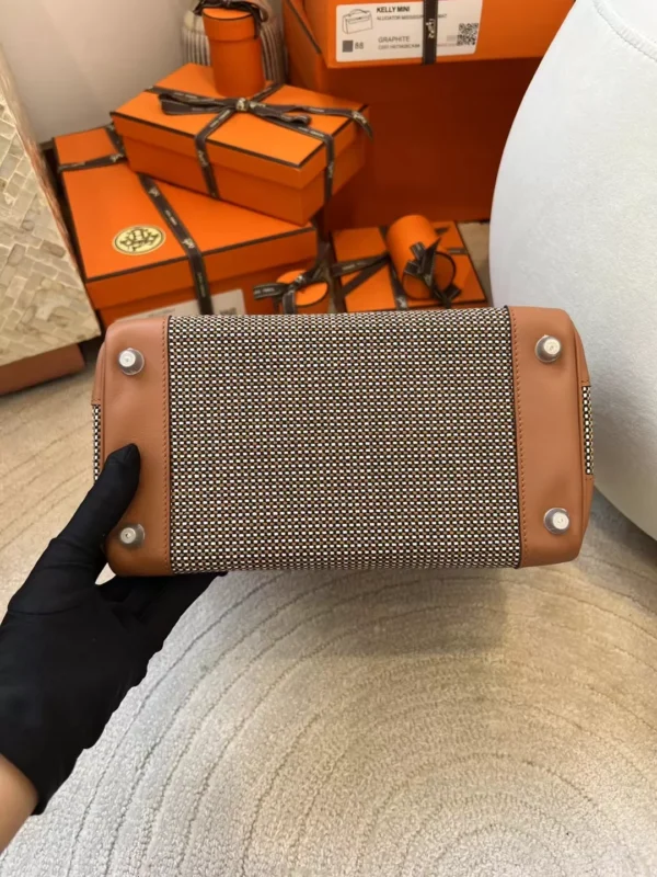 584bbe66befe81e-jpg New Hermes Birkin 25CM 37 Gold Swift Leather/ Toile Canvas Gold Hardware