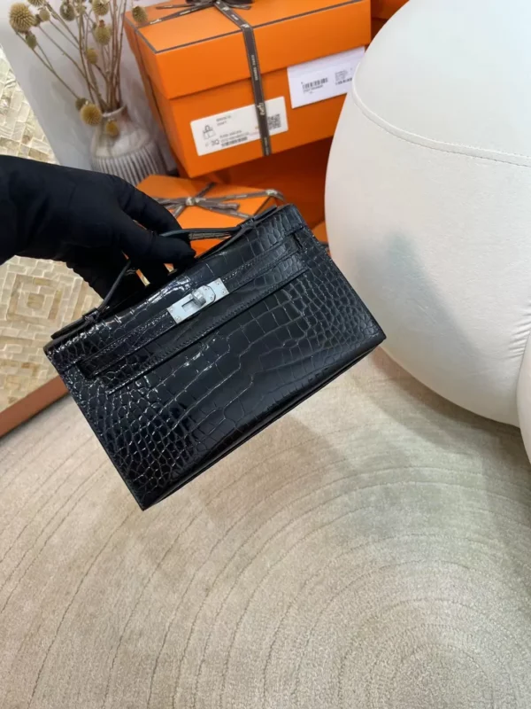 5bf2d6216184389-jpg-1 New Hermes 89 Noir Shiny Alligator Crocodile Kelly Pochette 22 Gold Hardware