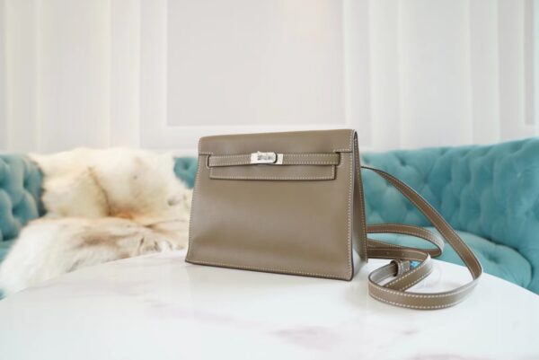5c2018d810ec829 God Factory Bags Hermes Kelly Danse 22CM CK18 Etoupe Swift Leather Silver Hardware