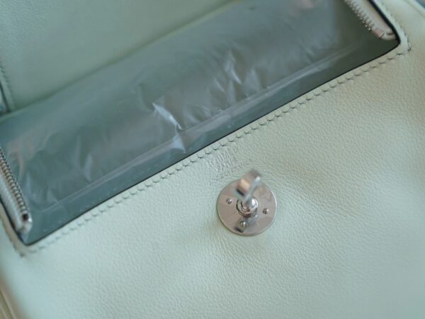 5e82f77129e081b Full Handmade Hermes Mini Lindy 19CM 0S Vert Fizz Swift Silver Hardware
