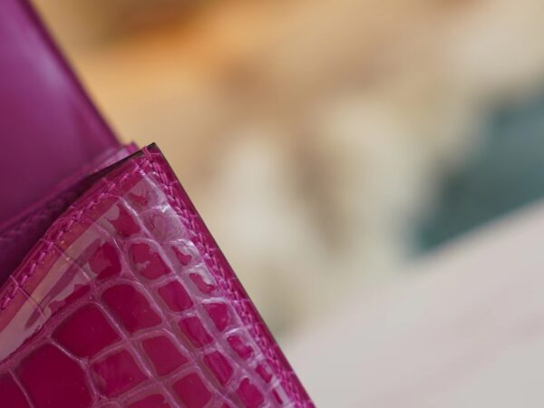 5f2b7f4b28e3b26 Hermes Factory Constance 19CM Shiny Alligator J5 Rose Sheherazade Silver Hardware
