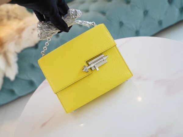 60110861505b987-1 God Factory Bags Factory Hermes 9R Lemon Yellow Chevre Leather Verrou Mini17CM Silver Hardware
