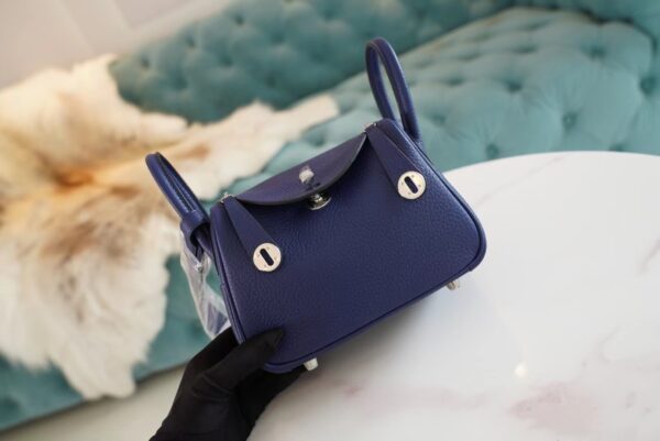 62e453a09f08084-1 God Factory Bags Factory Hermes 7K Blue Saphir Clemence Leather Mini Lindy19CM Silver Hardware