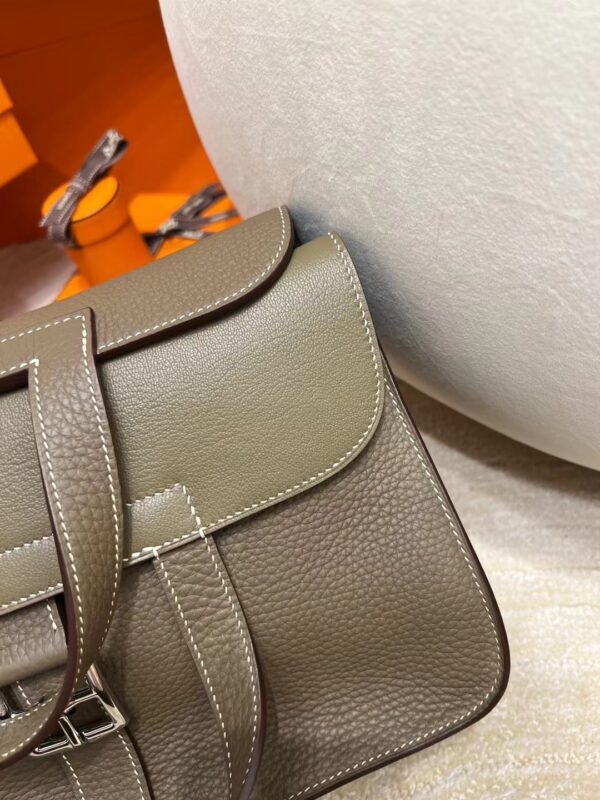 64c37c88ef33ac1-1 Canada Ottawa Hermes Halzan 25 Faubourg Barenia 46 Ebene Silver Hardware