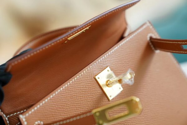 65ad3c44ec5c96f Full Handmade Hermes Mini Kelly19CM CK37 Gold Epsom Leather Gold Hardware