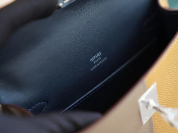 6634c2f0b482e61 Hermes Mini Kelly19CM Sesame/Gris Etoupe/Dark Blue inner Epsom Leather