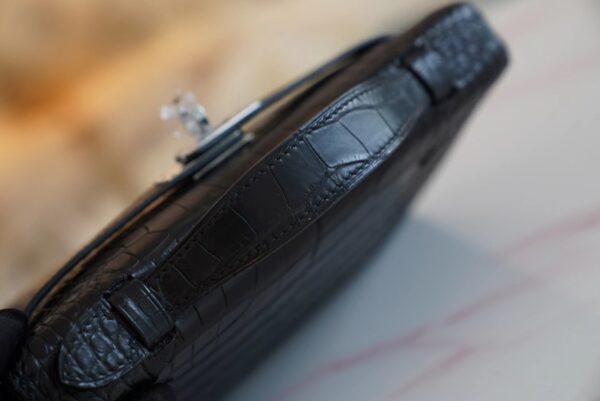 6713801484cd221 Hermes Shop Hermes Kelly Pochette 22CM Matte Alligator 89 Noir Silver Hardware