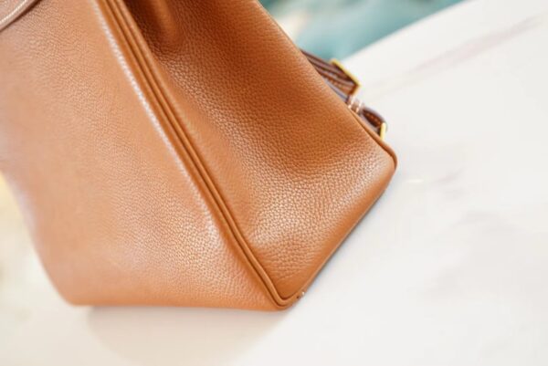 687e4f29922f3e0 New Hermes Kelly Ado 22cm CK37 Gold Barenia Faubourg Leather Gold Hardware