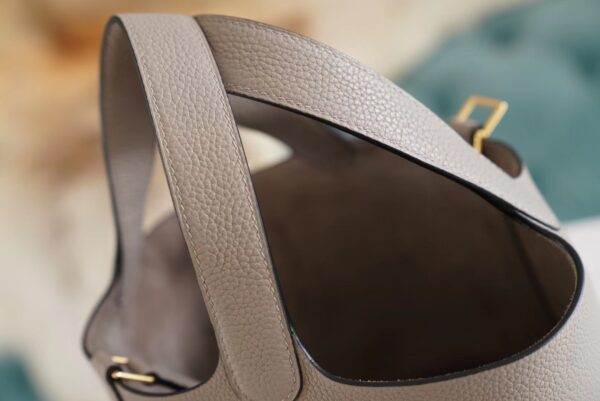 6ada1395cc32e9c Wholesale Hermes Picotin18CM M8 Gris Asphalt TM Leather Tote Bag Gold Hardware