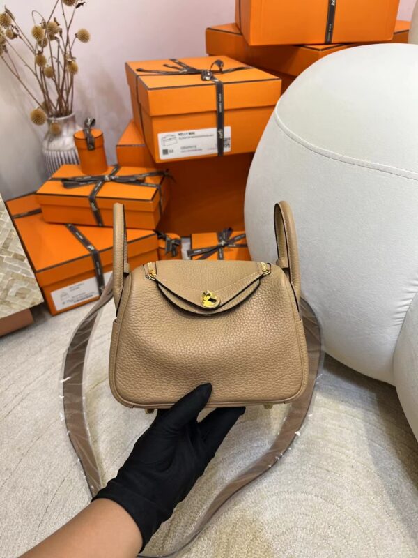 6cf9c8671bfe56f-1 Handmade Hermes Mini Lindy 19 Clemence 0M Chai Gold Hardware