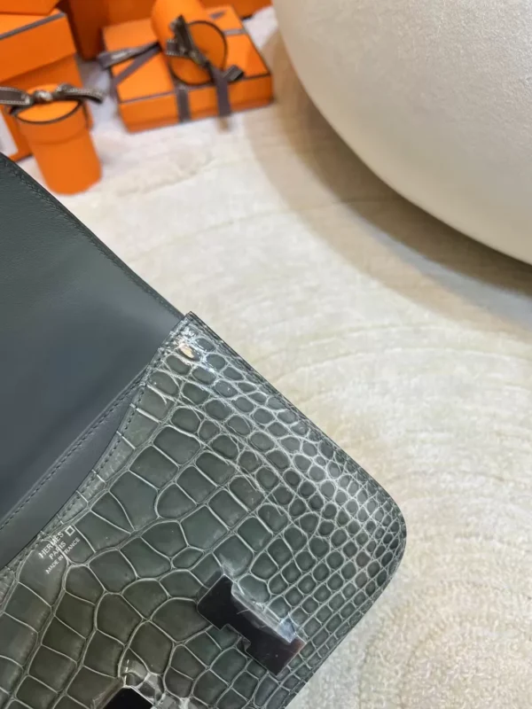 6da4dfe17ec7e9b-jpg Hong Kong Hermes Constance 19CM 81 Gris Tourterelle Shiny Alligator Crocodile Silver Hardware