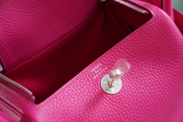 6f04427fd06f6a6 Hermes Boutique 5R Rose Shocking Clemence Leather Mini Lindy19CM Silver Hardware
