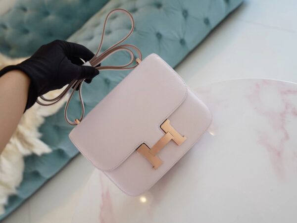 743c60797312018-1 Canada Ottawa Hermes Constance Bag 19CM Chevre 09 Mauve Pale Rose Gold Hardware