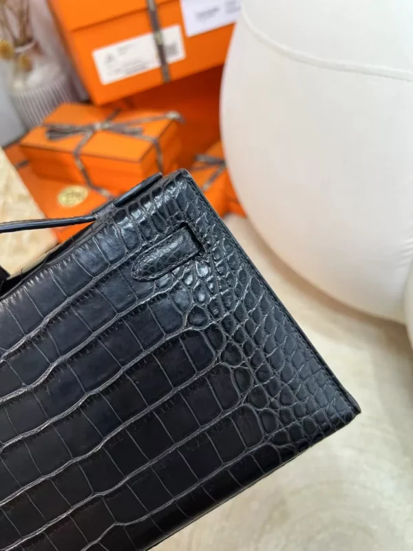 75fcb8b9ce0d4a5-jpg Saudi Arabia Riyadh Hermes Kelly Pochette 22cm 89 Noir Matte Alligator Crocodile Silver Hardware