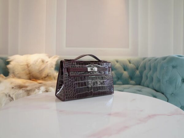 77098c233ace028 Hermes Kelly Pochette 22CM Shiny Alligator 57 Bordeaux Silver Hardware