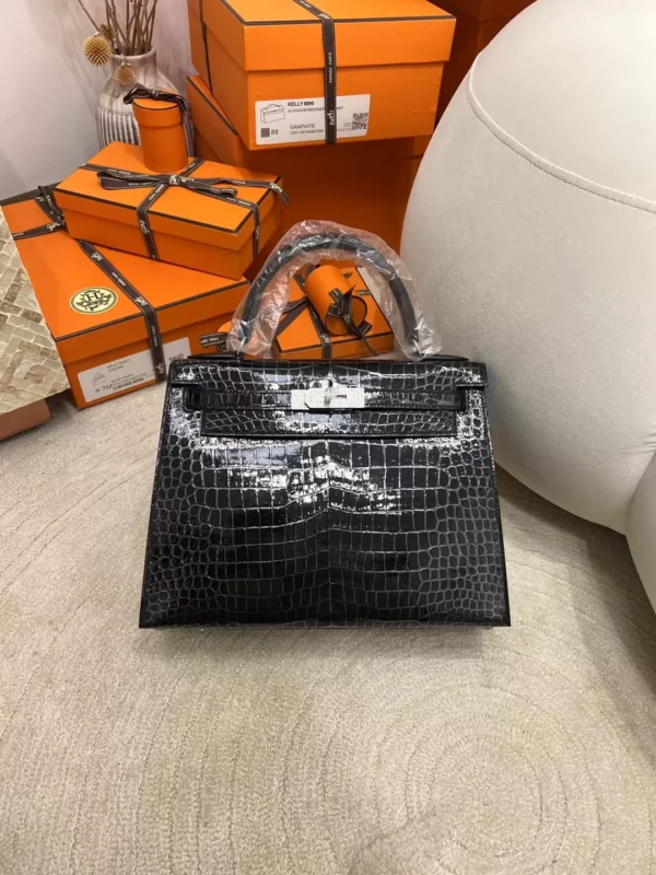 78aef39091451f7-jpg-1 Hong Kong Hermes 89 Noir Shiny Porosus Crocodile Kelly 28CM Diamont Buckle