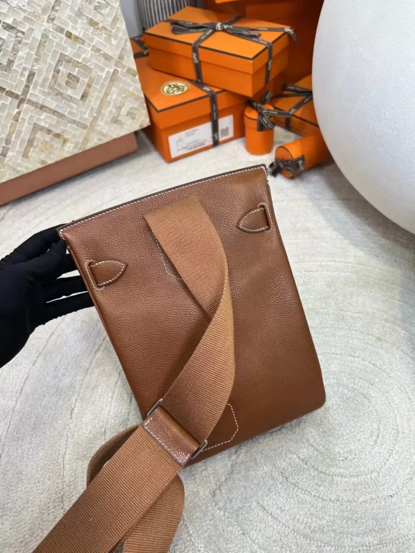795afc3f2c18e1f-jpg Taiwan 37 Gold Faubourg Barenia Hac A Dos Backpack Silver Hardware
