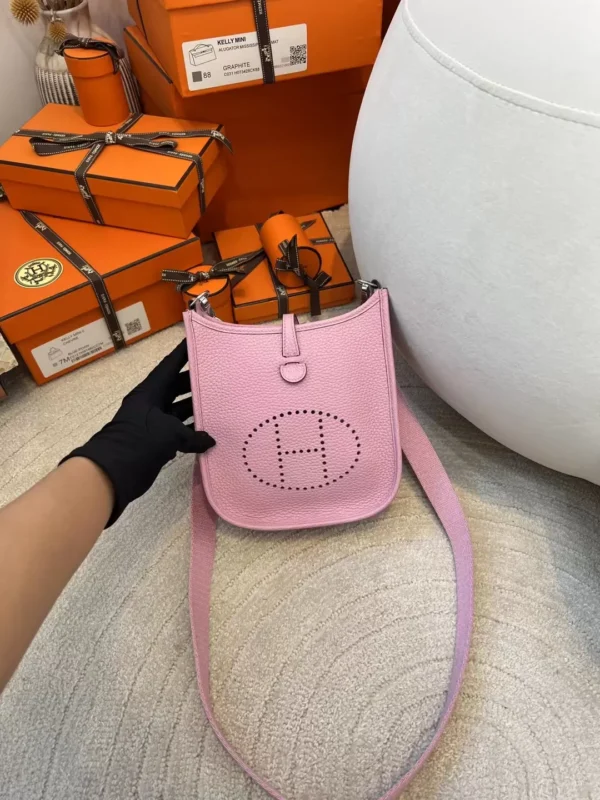 79b4b03bbe69cce-jpg Canada Ottawa Hermes Mini Evelyne 16CM X9 Mauve Sylvestre Clemence Silver Hardware