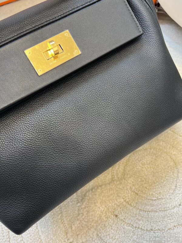 79e40c7584450a7 Canada Ottawa Hermes Kelly 2424 29CM Togo 89 Noir Gold Hardware