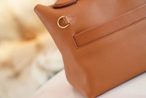 7ba62bd3e17fa76 Hermes Boutique Mini Kelly 24/24 CK37 Gold Evercolor Leather Women’s Bag
