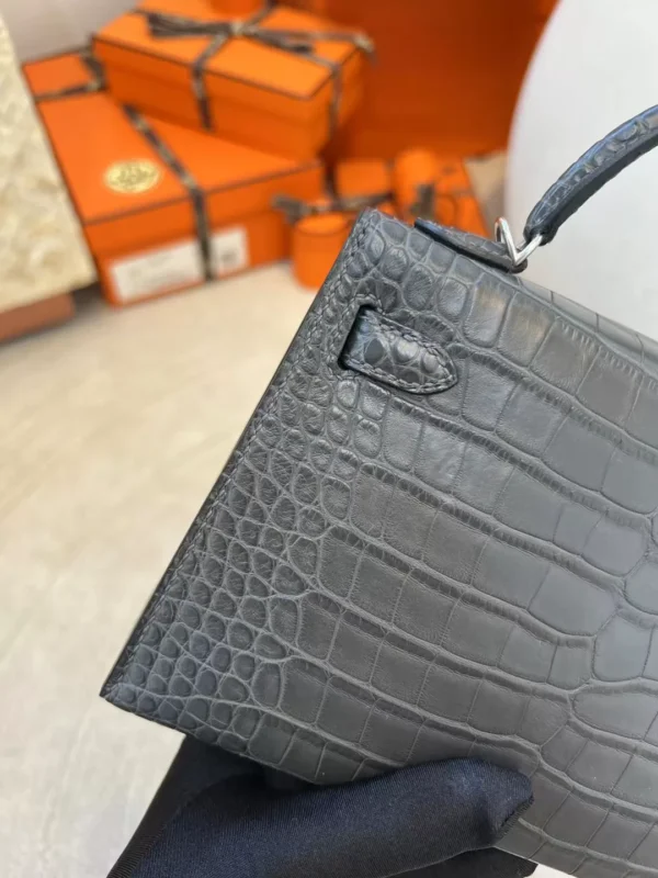 7d578a4a8ed2ae6-jpg Hermes Boutique Mini Kelly 19CM Matte Alligator 88 Gris Graphite Silver Hardware