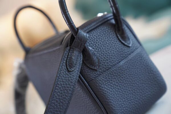 7df60684666403a God Factory Bags Hermes 2Z Blue Nuit Clemence Leather Mini Lindy Touch19CM