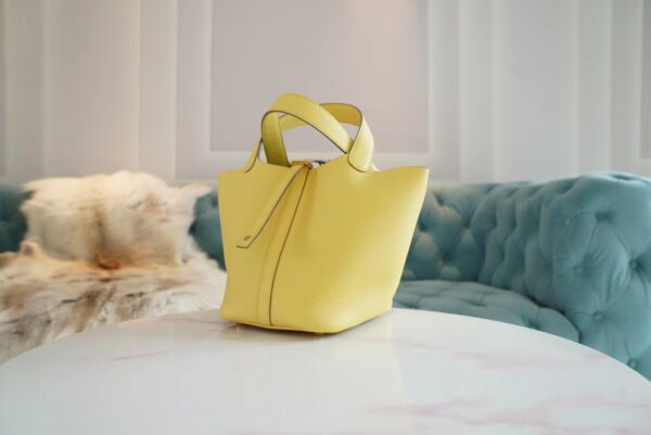 80a1d0762ee7742 New Arrival Hermes 0Y Limoncello Picotin18CM Clemence Leather Gold Hardware