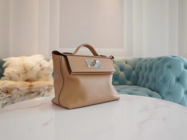 838abd59f2cdb53 Hand Stitching Hermes Mini Kelly 2424 0M Chai Evercolor Silver Hardware