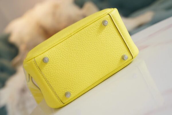 8460b0247fef1eb Full Handmade Hermes 9R Lime Mini Lindy 19CM Clemence Leather Silver Hardware