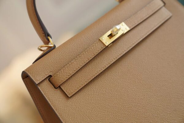 89994f20cb97c98 Stock Hermes 0M Chai Epsom Leather Kelly 25CM Tote Bag Gold Hardware