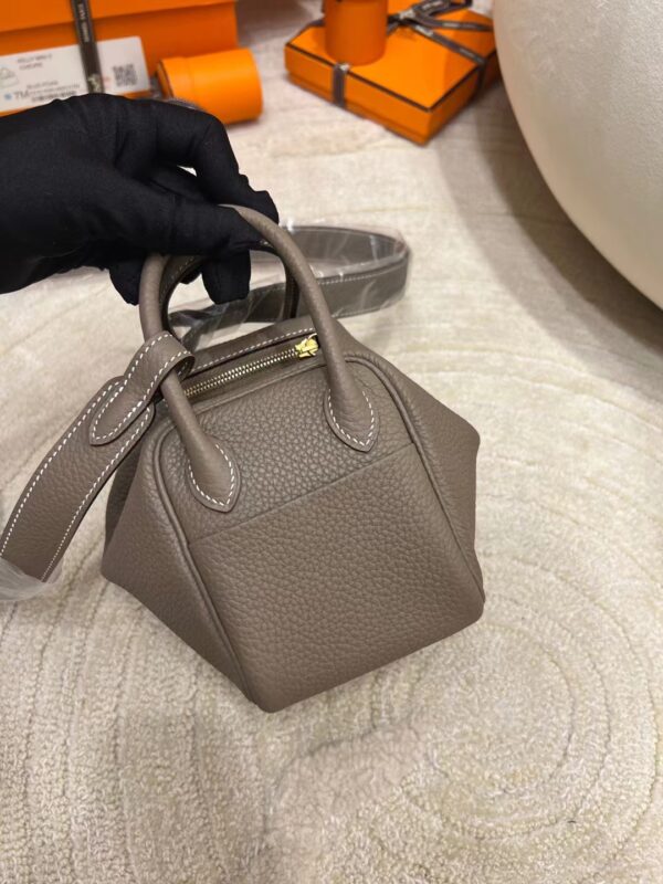 8cc0f95c3bc23bd Taiwan Hermes Mini Lindy 19 TC Leather 18 Etoupe Gold Hardware
