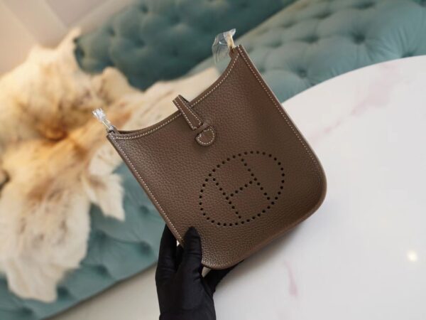 8e5d87a23793276-1 Full Handmade Hermes Evelyne Mini CK18 Etoupe Clemence Leather Gold Hardware