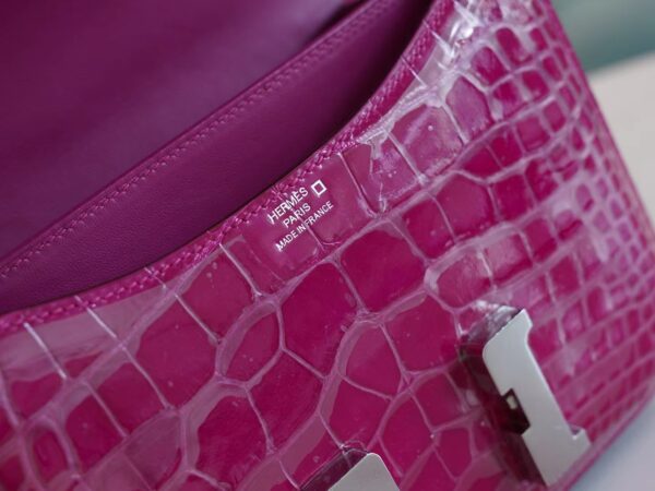 8f06d348cd0f724 Hermes Factory Constance 19CM Shiny Alligator J5 Rose Sheherazade Silver Hardware