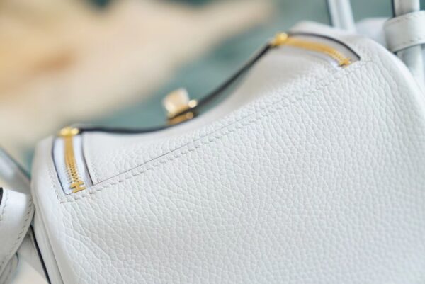 94290b55e980d83 Hand Stitch Hermes Mini Lindy19CM 08 Blue Brume Clemence Leather Gold Hardware