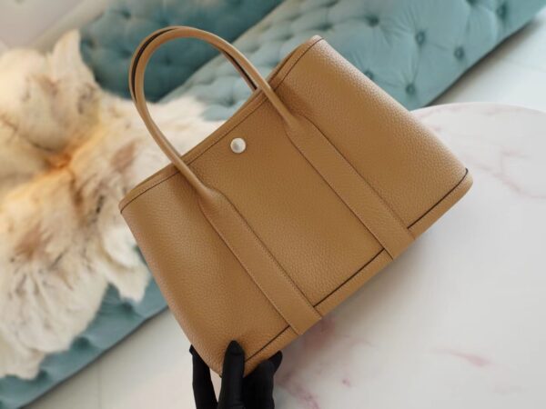 97f7f68c21a4a04 Saudi Arabia Riyadh Hermes Garden Party 30CM Negonda 4B Biscuit Silver Hardware