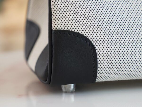 9b0b2e0bb88549a Qatar Doha Hermes Birkin 25CM Toile Canvas White & Black Silver Hardware