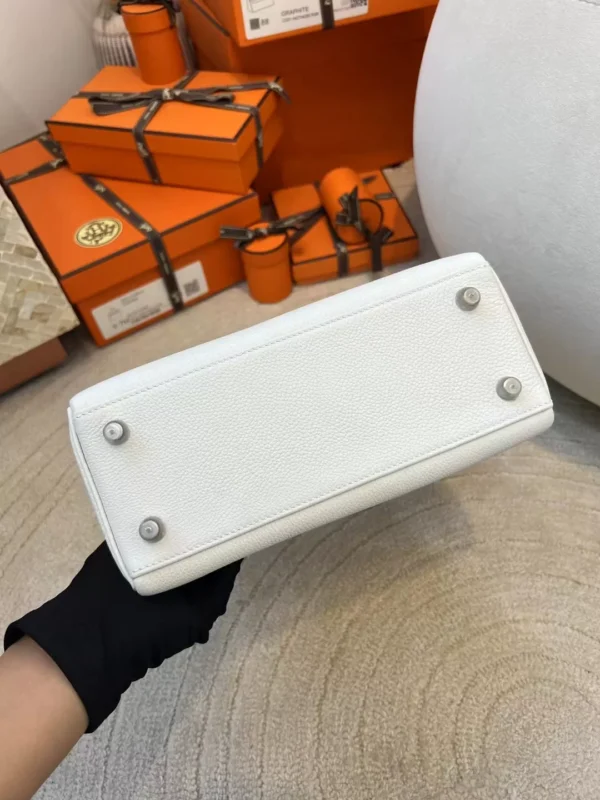 9b2663994d13566-jpg UK London Hermes Togo Leather Kelly 25CM 01 Blanc Silver Hardware