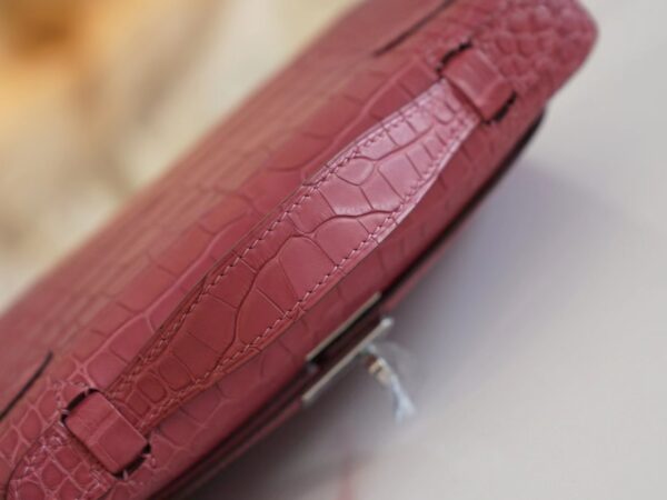 9ed907a6dbeee01 New Hermes Kelly Pochette 22cm HCP Matte Alligator G5 Bois De Rose Silver Hardware
