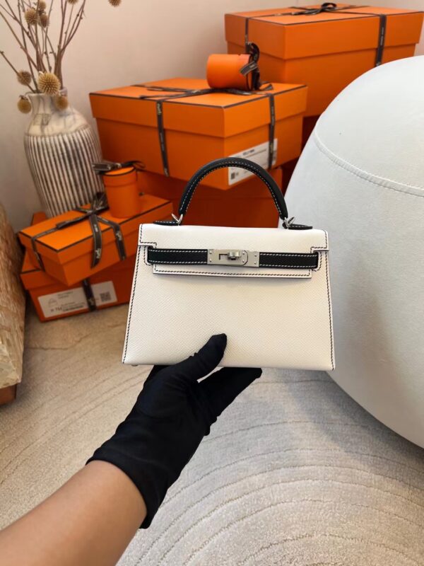 a06883ea9f5c518-1 Hermes Shop Mini Kelly 19CM Epsom White & Black Silver Hardware