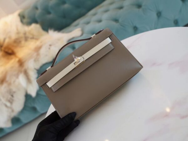 a06abd4d74501b1 Customize Hermes M8 Gris Asphalt & Nata Swift Leather Kelly Pochette22cm Clutch Bag