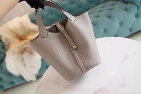 a13e49554044fad Wholesale Hermes Picotin18CM M8 Gris Asphalt TM Leather Tote Bag Gold Hardware