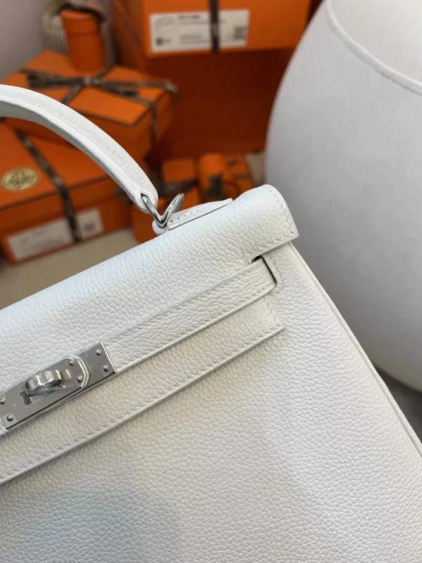 a4c7f2adcfa0e7c-jpg UK London Hermes Togo Leather Kelly 25CM 01 Blanc Silver Hardware