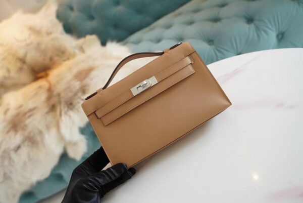 a6137eab574f8b4 Full Handmade Hermes Kelly Pochette 22cm 0M Chai Swift Leather Silver Hardware