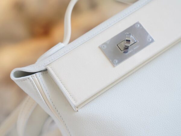 a6e0111d35c3965 Discount Hermes Mini Kelly 24/24 01 Blanc & I2 Nata Evercolor Leather Silver Hardware