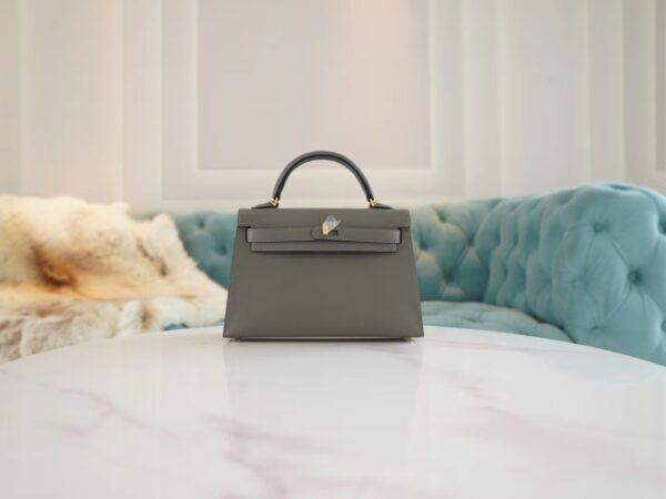 a92f61139e57509-1 New Arrival Hermes Mini Kelly Clutch19CM 0L Gris Meyer Epsom Leather Gold Hardware