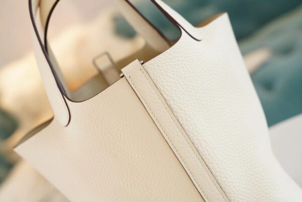 a978ef18d706a39 Hermes Handmade Boutique I2 Nata Clemence Leather Picotin18CM Tote Bag