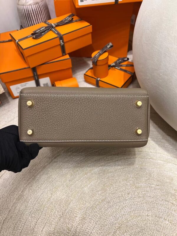 aa0c7570a509d93 Hong Kong Hemes Kelly 25CM Togo Leather CK10 Craie Gold Hardware