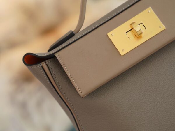 af0677b6e2a8a61 Fashion Hermes Beige De Weimer / Etoupe Mini Kelly 2424 Evercolor Gold Hardware